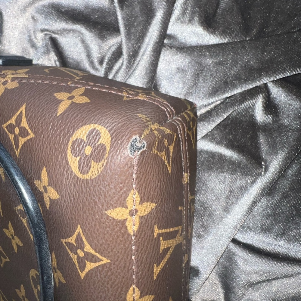 Louis Vuitton Monogram Macassar Magnetic Messenger - Picture 6 of 14